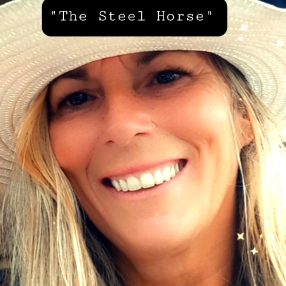 Meet your Posher, Julie